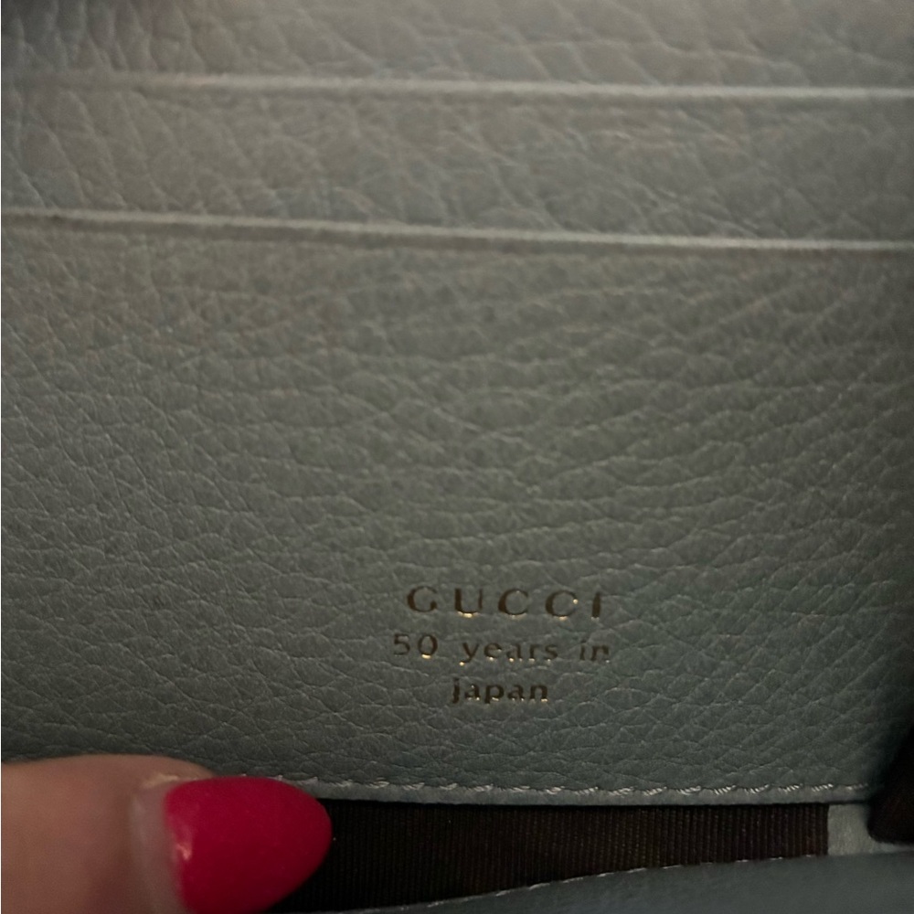 RARE Gucci Blue Leather Continental Wallet with Gold Stamp - Authentic - Picture 5 of 12